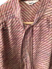 Image 2 of Chemisier vintage imprimé vieux rose