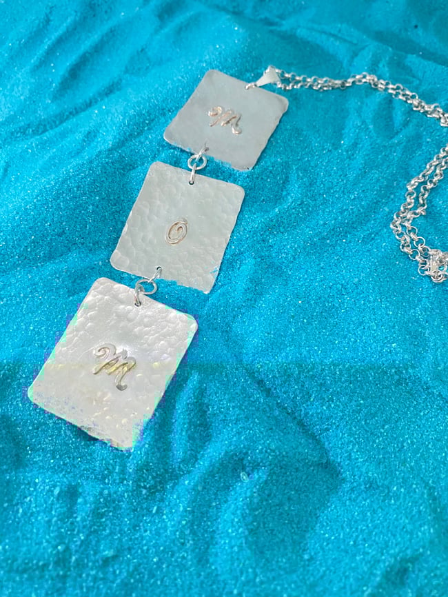 Mom Necklace (925 Sterling Silver)