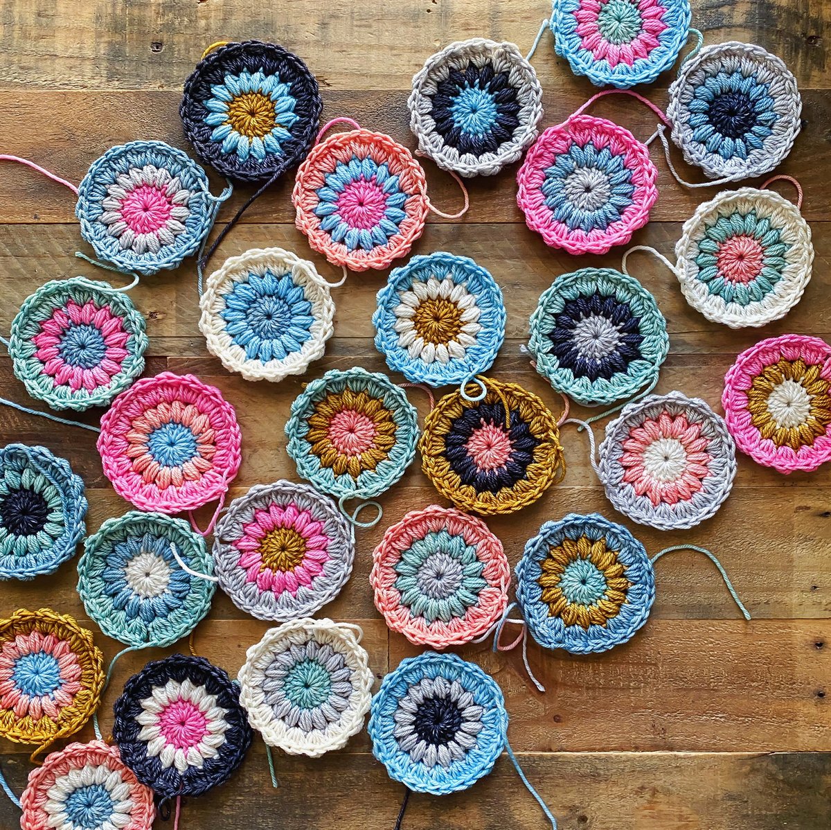 Robert Frost (PREORDER 4-6 WEEKS)