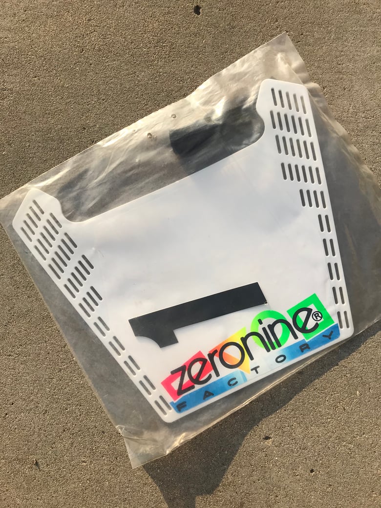 Image of Zeronine Stadium Plate