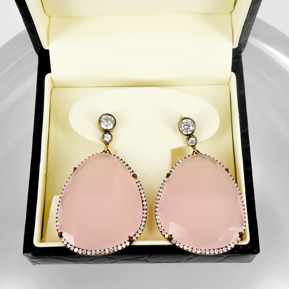 Image of Large rose quartz statement earrings. M2502
