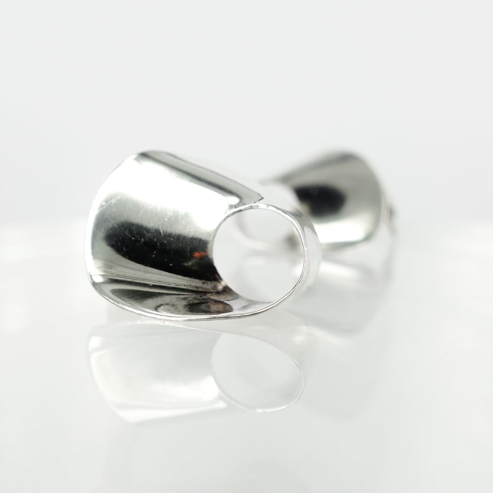 Image of Sterling silver contemporary earrings. M2639