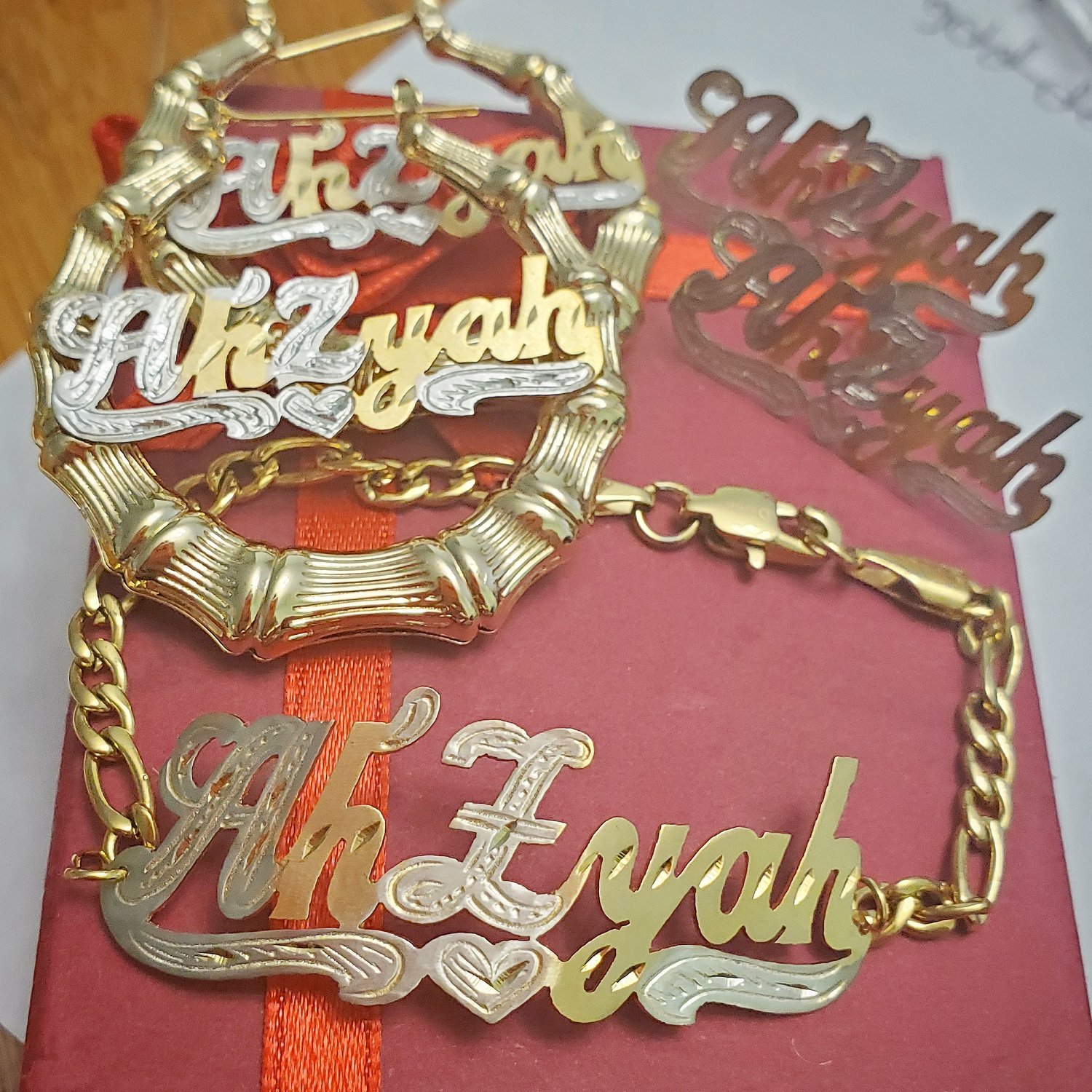 3Piece Nameplate Set w/ 2 Pairs Of Earrings