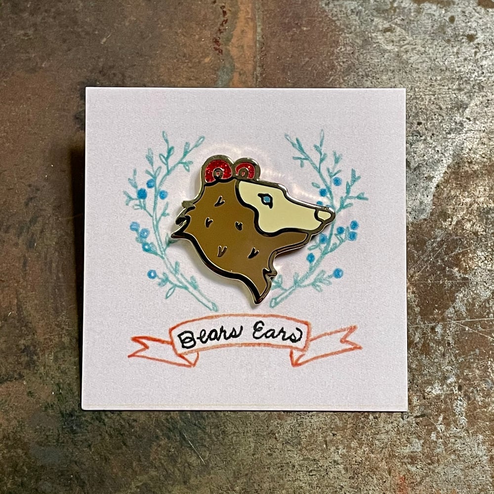 Bears Ears Pin - Light Brown