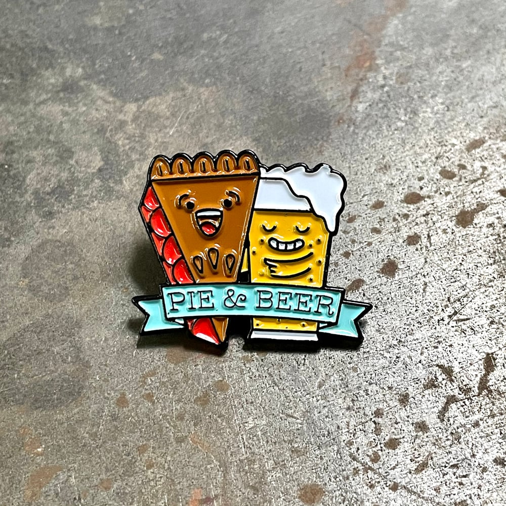 Pie & Beer Pin