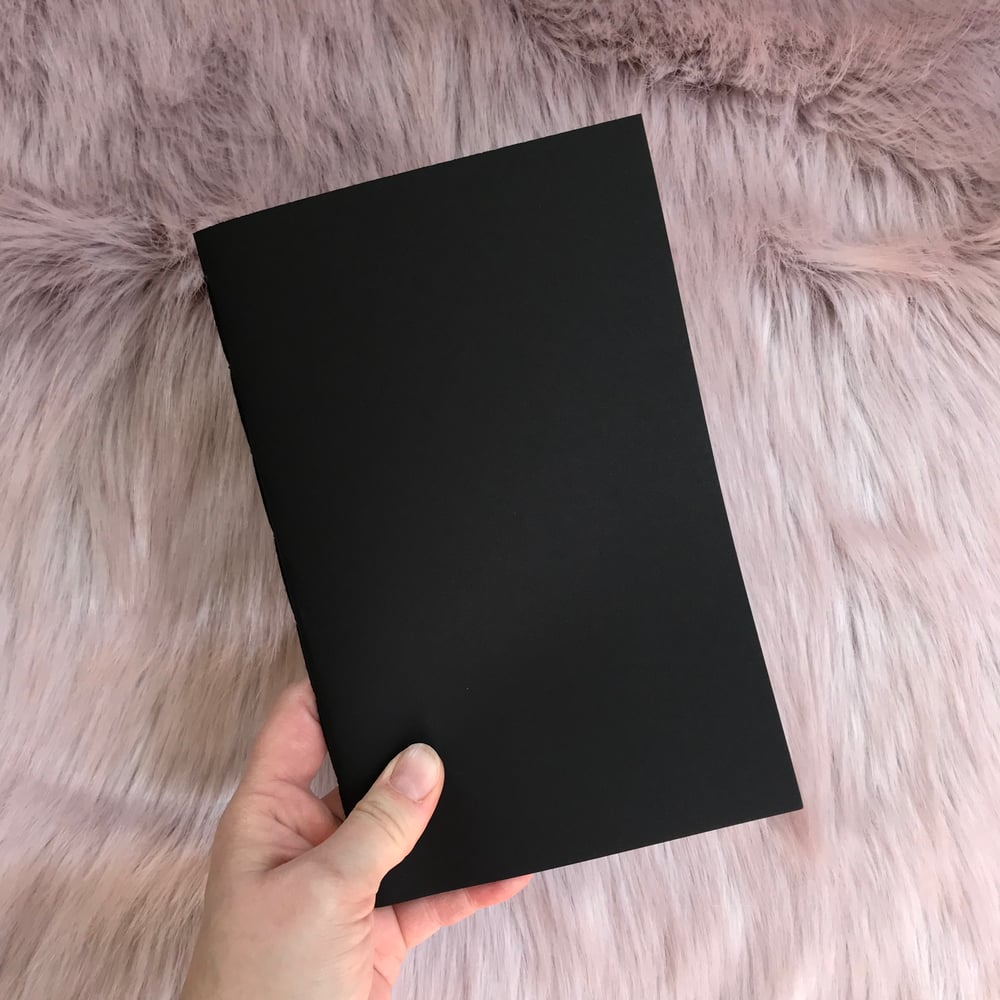 Image of Pitch black notebook