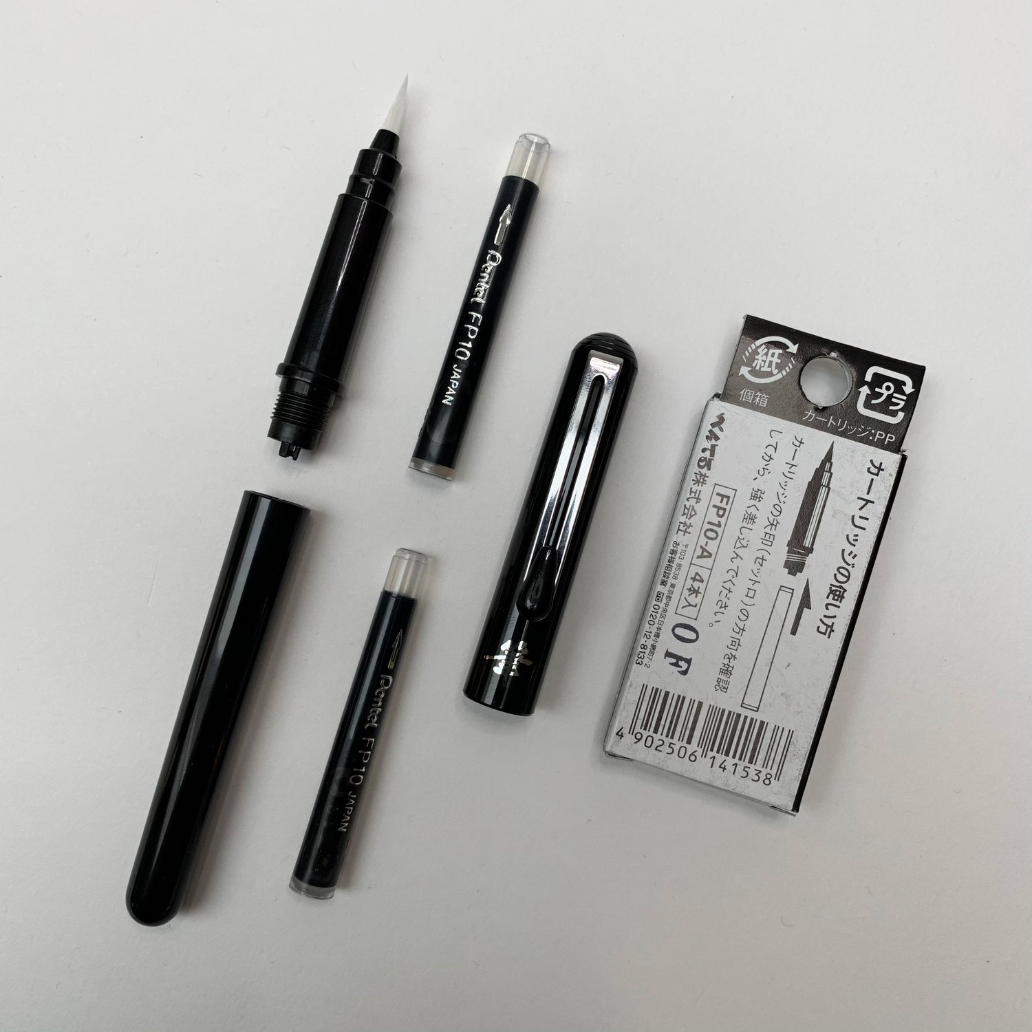 Pentel Cartridge Pen with 2 cartridges