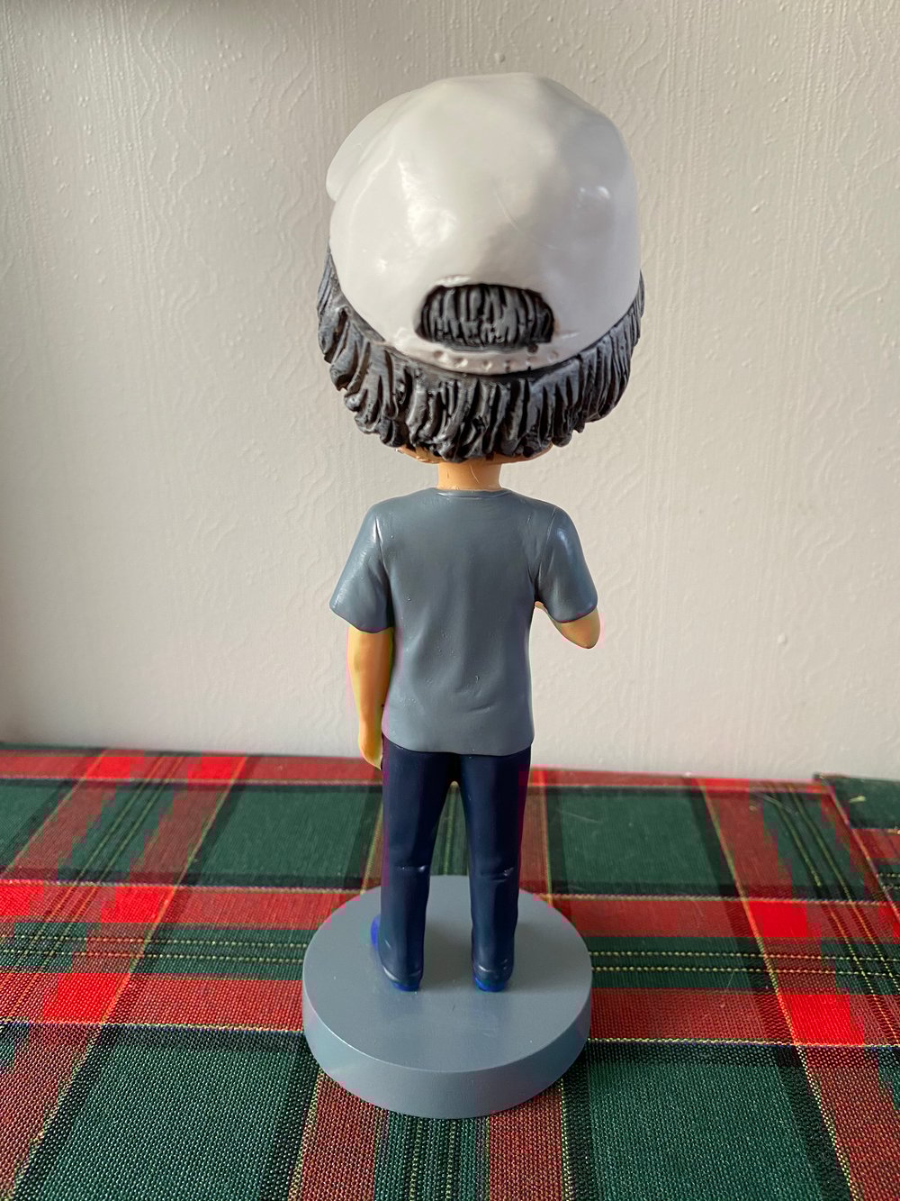 (ONLY 3 LEFT!) 7.5" Tall Slippers Bobble Head!! (Head Bobbles!)