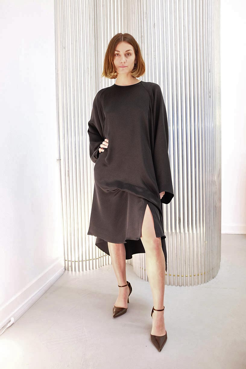 Image of Dress 1 Slit - Silk - Black