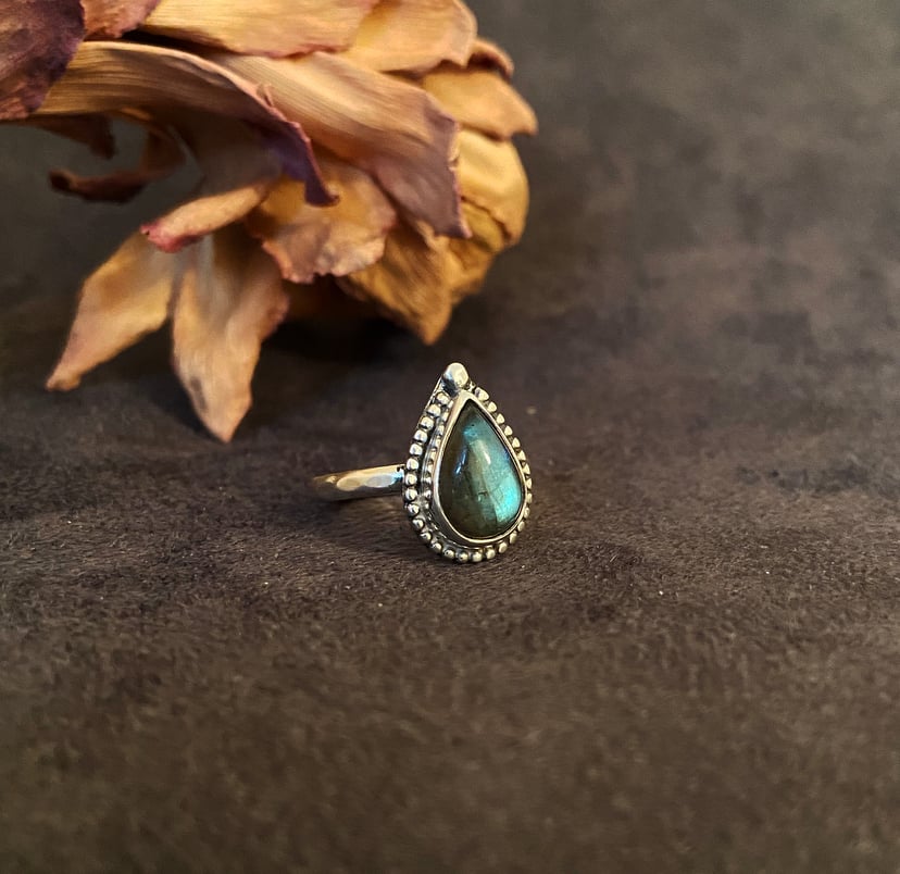 Image of Labradorite ring 