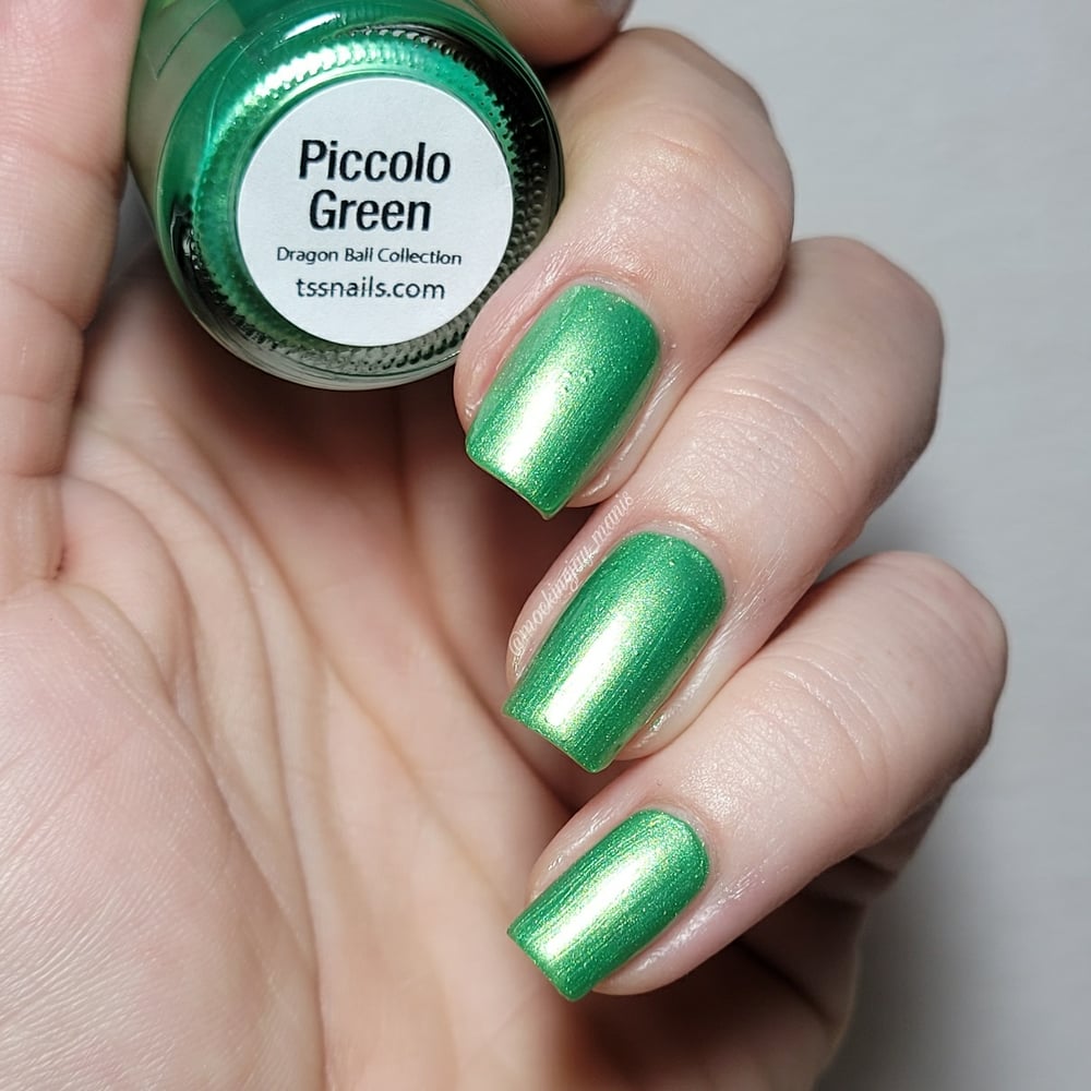 Piccolo Green Nail Polish