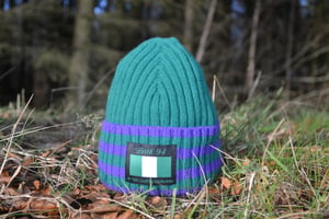 Image of Leith 94 Stripes hat and scarf set