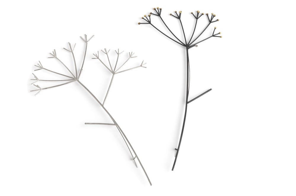 Image of Cow parsley pin