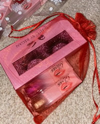 Image 3 of Christmas Lash & Gloss Set