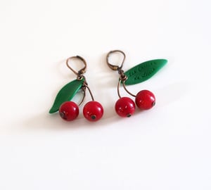 Image of Les Cerises - Boucles Classiques Petit Modèle - Fantaisie