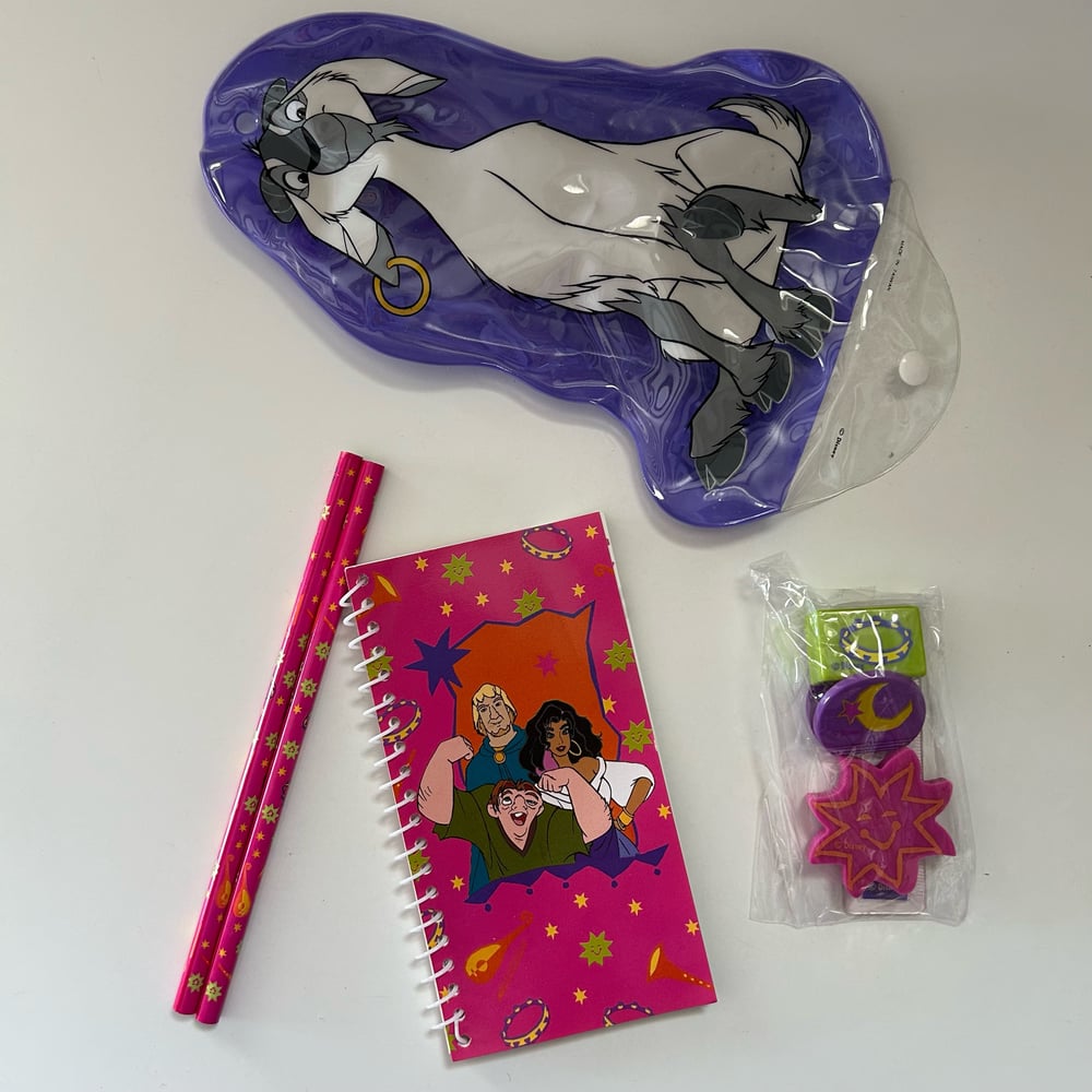 Image of Trousse disney djali le bossu de notre-dame