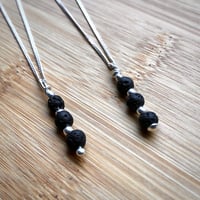 MINIMAL LAVA DROP ESSENTIAL OIL DIFFUSER NECKLACE