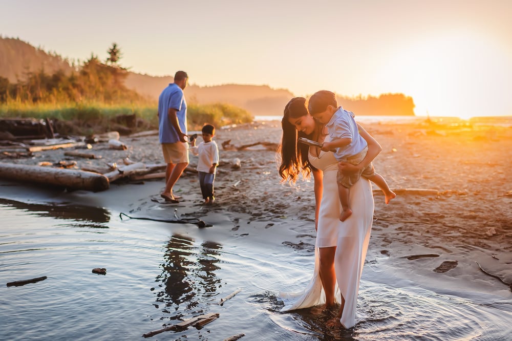 Image of PNW Beach ADVENTURE Session - SUMMER (2024) - $1500