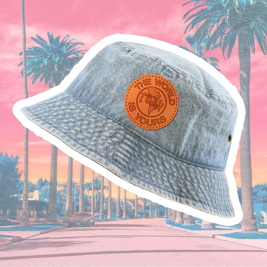 Image of 𝗧𝗪𝗜𝗬 𝗝𝗲𝗮𝗻 (Bucket Hat)