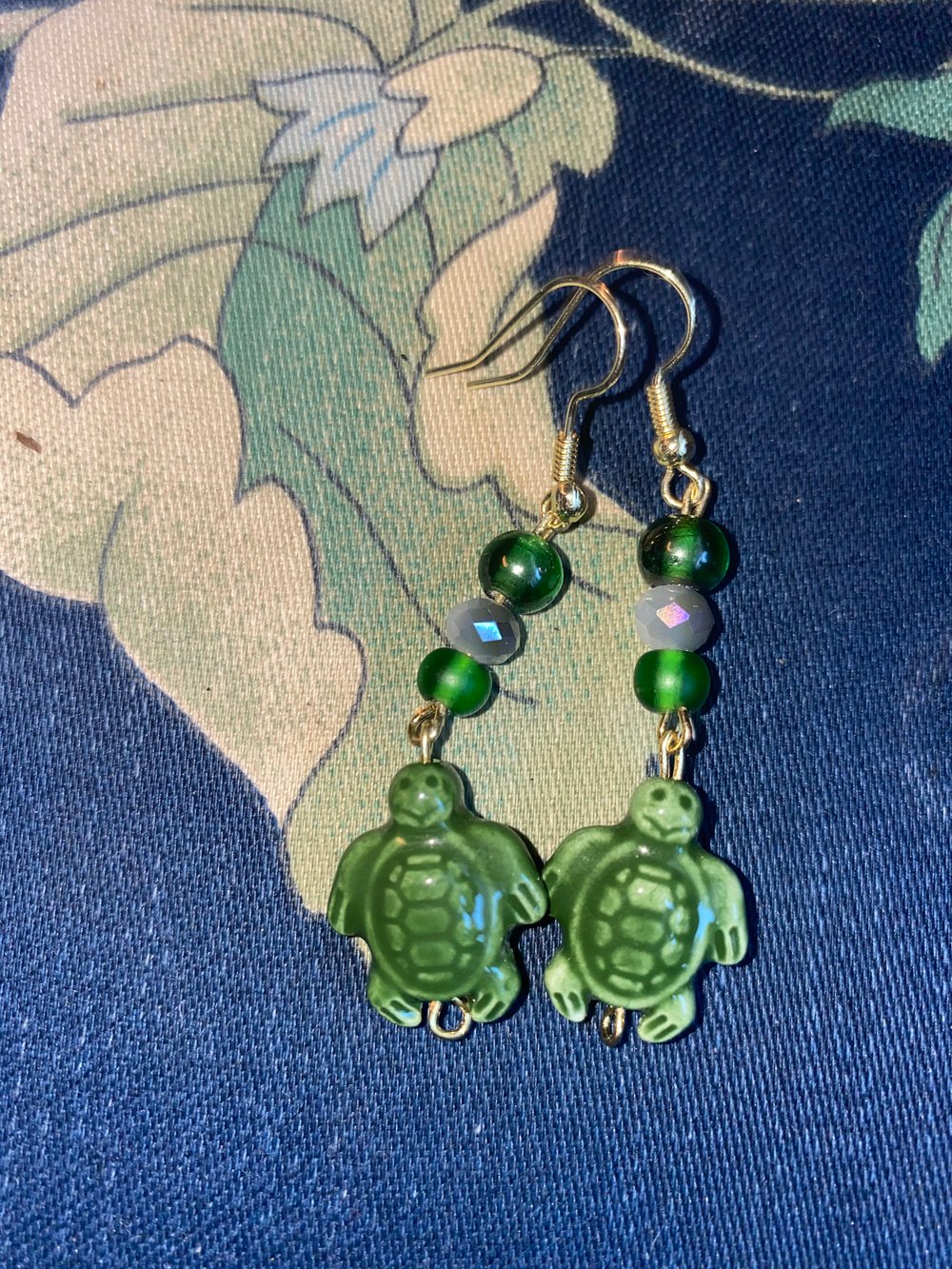 Image of Green turtle dangle earrings 