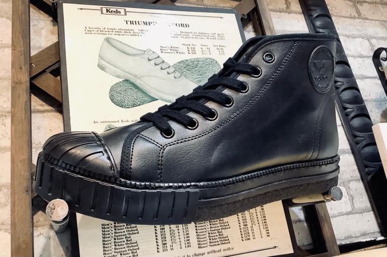 Tortola Black leather hi top sneaker shoes made in Spain