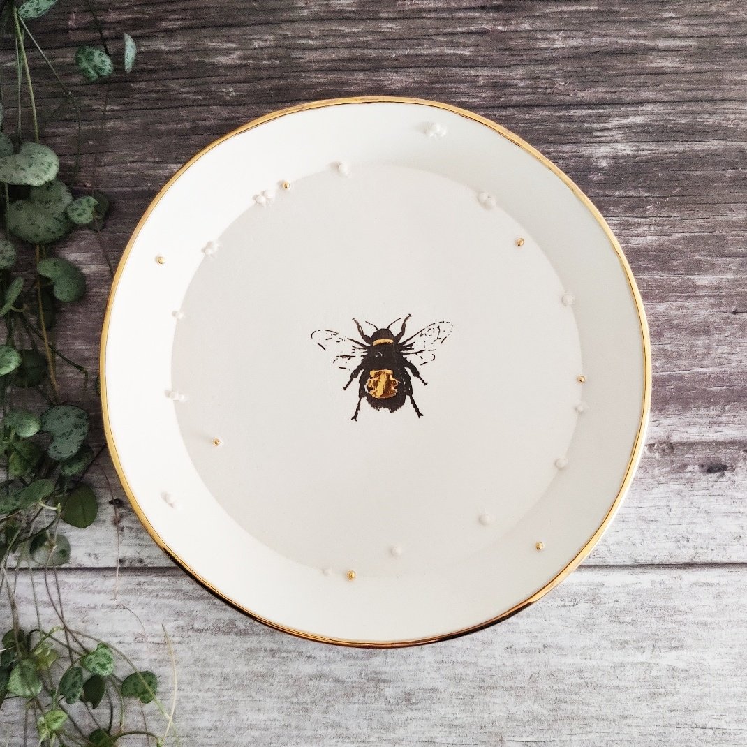 Large golden bee pollen wall plate