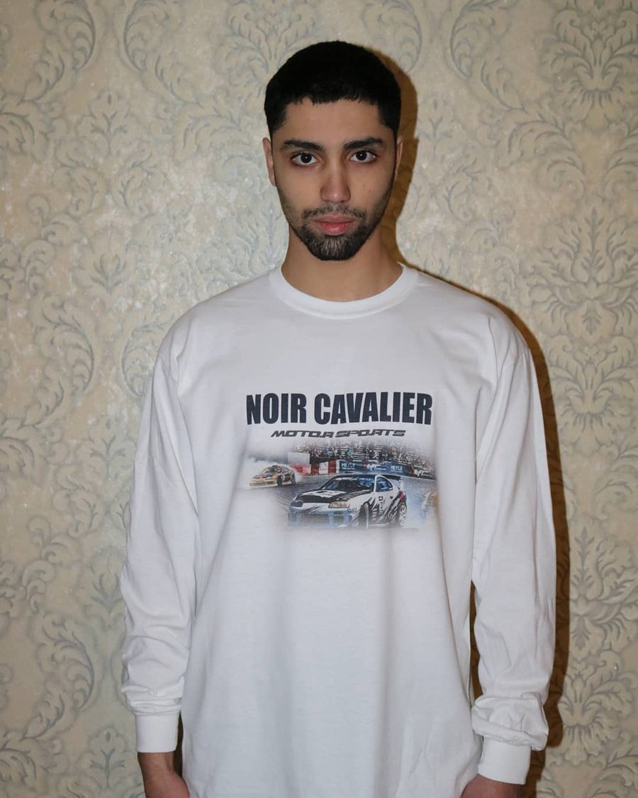 Image of Weißes Longsleeve mit "Toyota Supra" Aufdruck