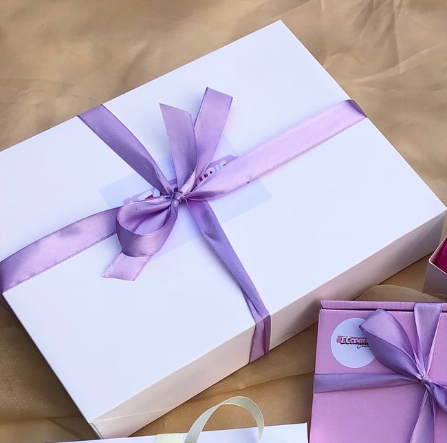 Gift box & wrapped