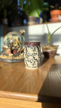 Image 6 of Skull mug 08