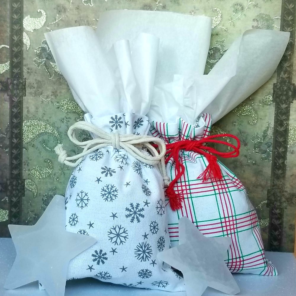 GIFT WRAP