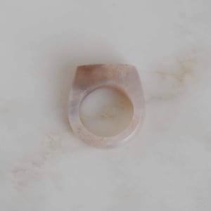 Image of Vietnam White Brown Agate rectangular ring
