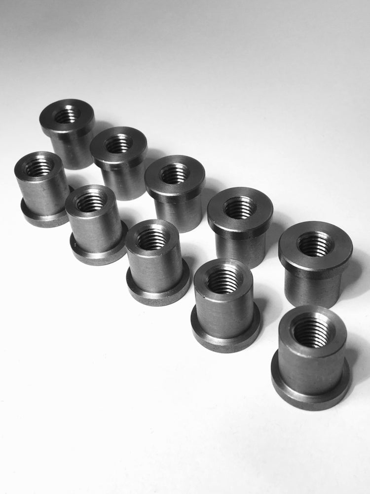 M10 Threaded Top Hat Bung