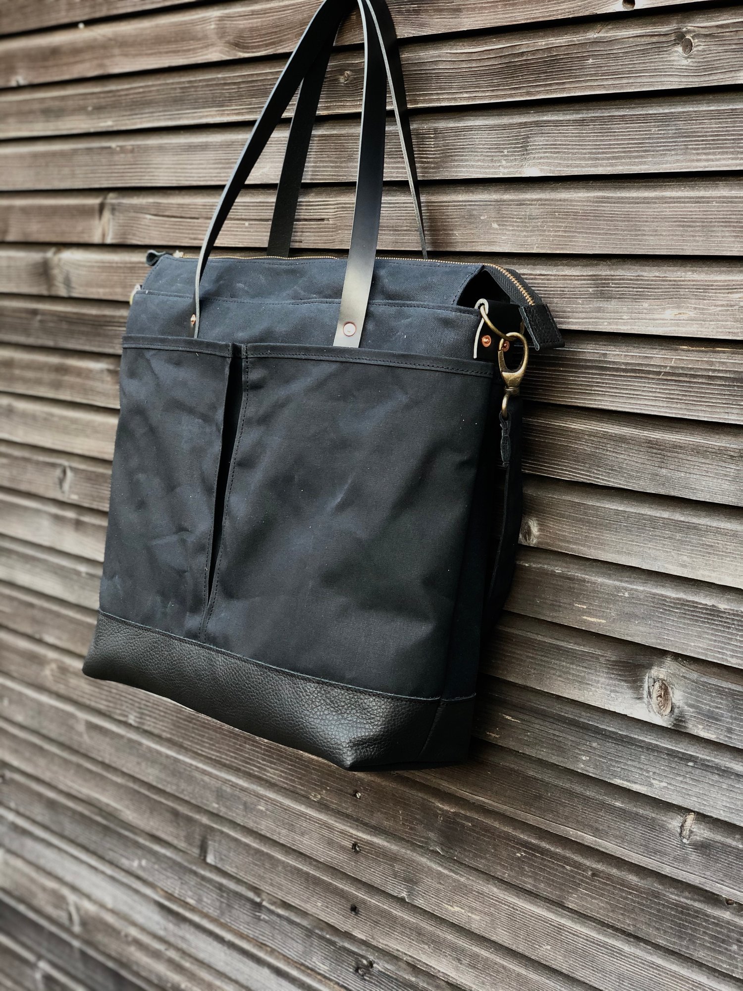 Image of Weekend bag / diaper bag in waxed canvas with leather handles and bottom COLLECTION UNISEX