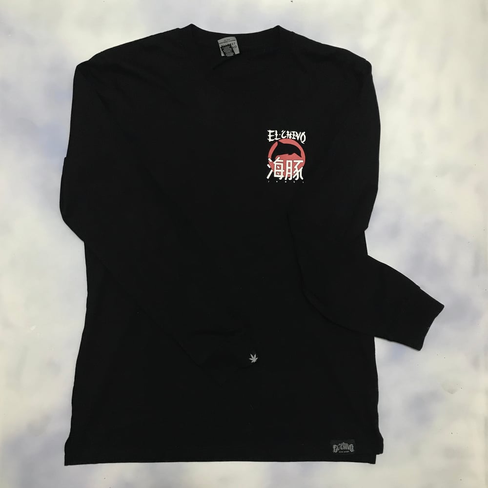 DOLPHIN JONES X EL CHIVO APPAREL LONG SLEEVE TEE (BLACK).