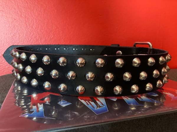 Image of 3-ROW SPREAD 1/2" CONE STUDDED LEATHER BELT