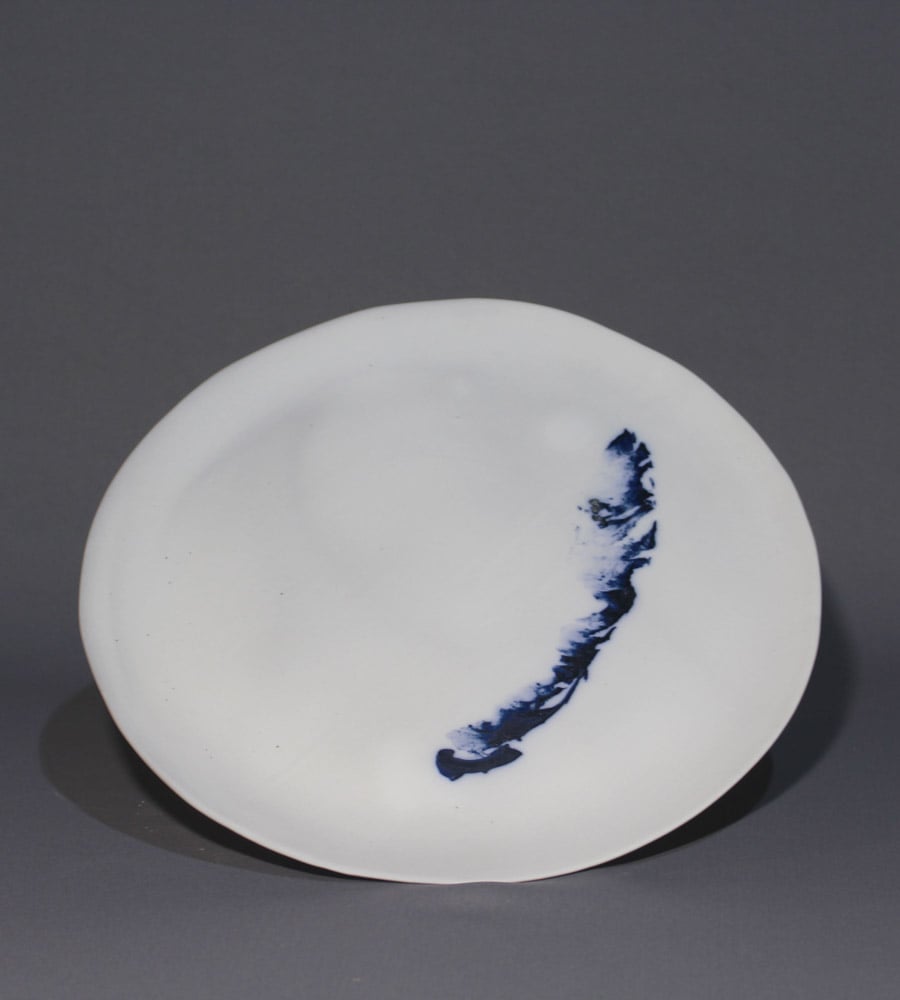 Image of Isabelle René - Grande Assiette Porcelaine / Blanc