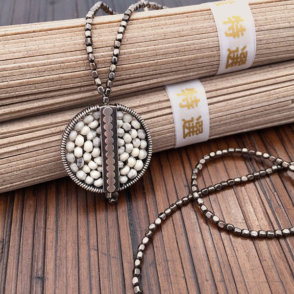 Image of Round Center Bar Pendant in White Stone