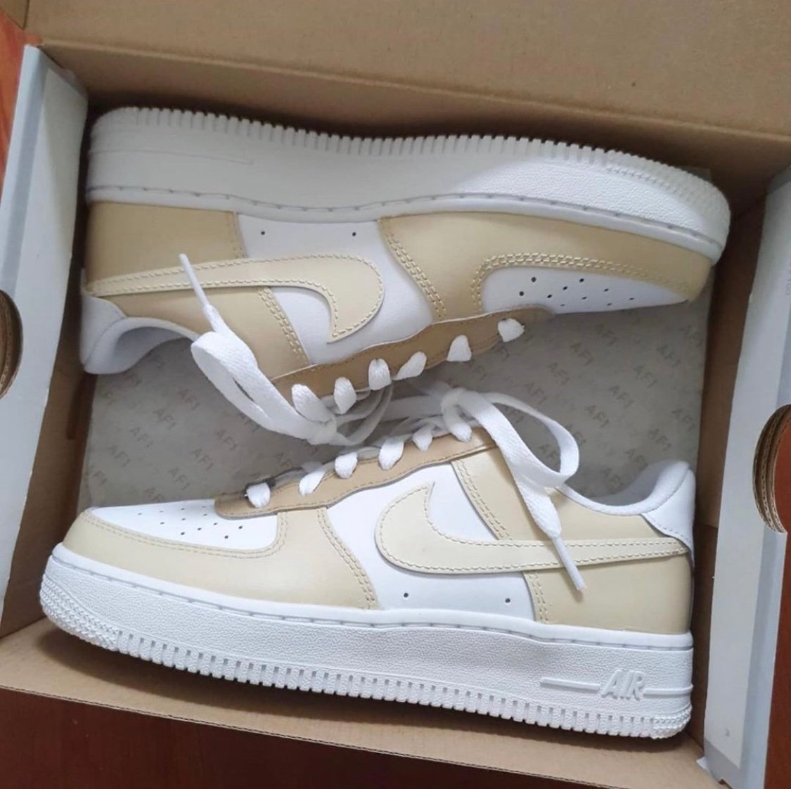 nike lunar force 1 beige