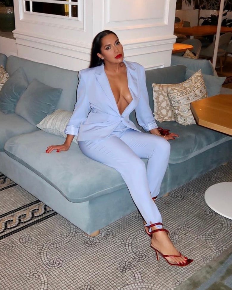 Image of BABY BLUE 2-PIECE SUIT SET (XL)