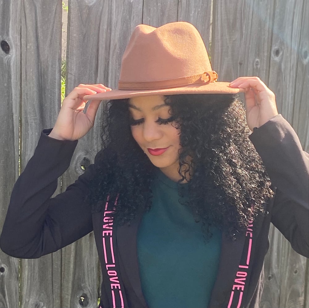 Image of Brown Fedora with removable strap 