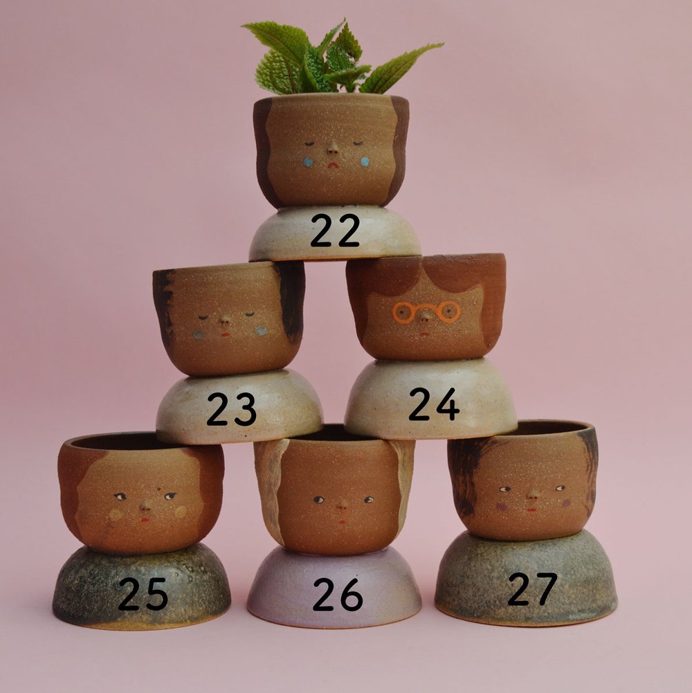 Image of Small Niña Planters- Toasted Almond clay color