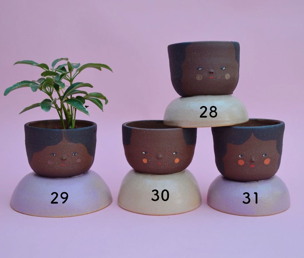 Image of Small Niña Planters- Brownie clay color