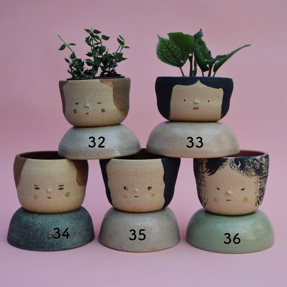 Image of Small Niña Planters- custard clay color