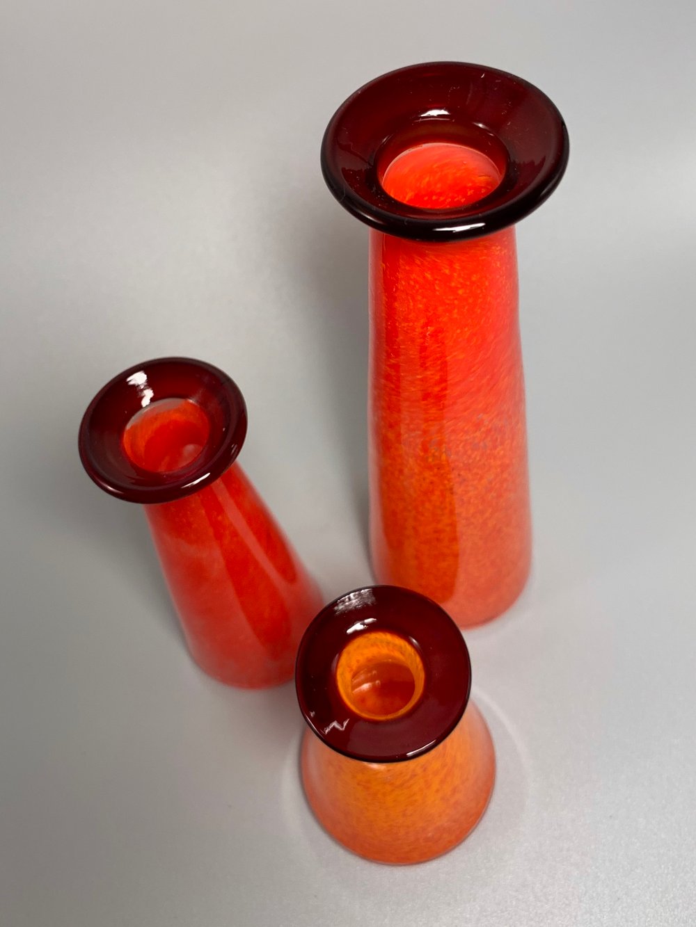 Small Vase Set ( Lava & Cherry )