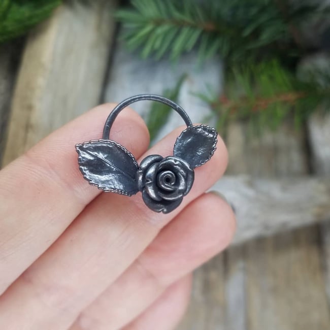 Dainty Black Rose | Fern Jilly