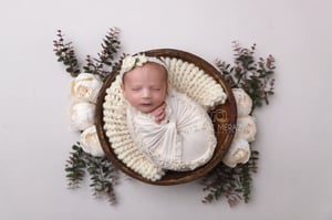 Image of Newborn Creative Swaddling Tutorial