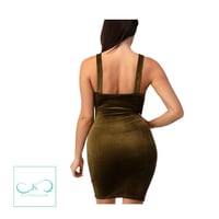 Image 4 of Velvet Tease