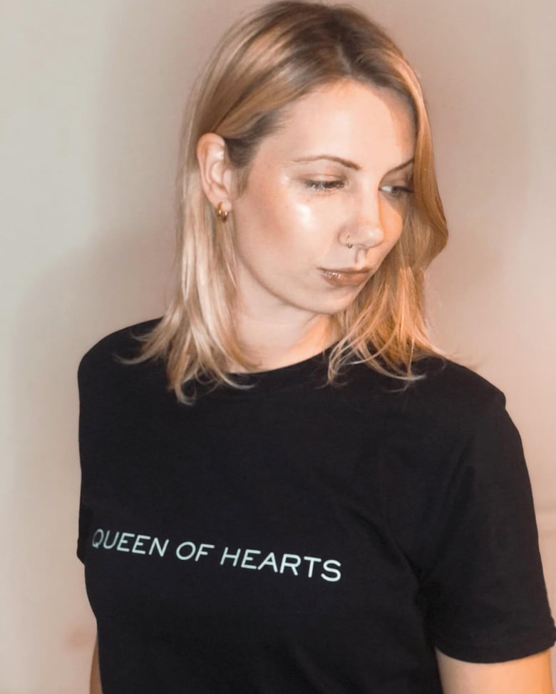 Image of Queen of Hearts Black Short-Sleeve Unisex T-Shirt