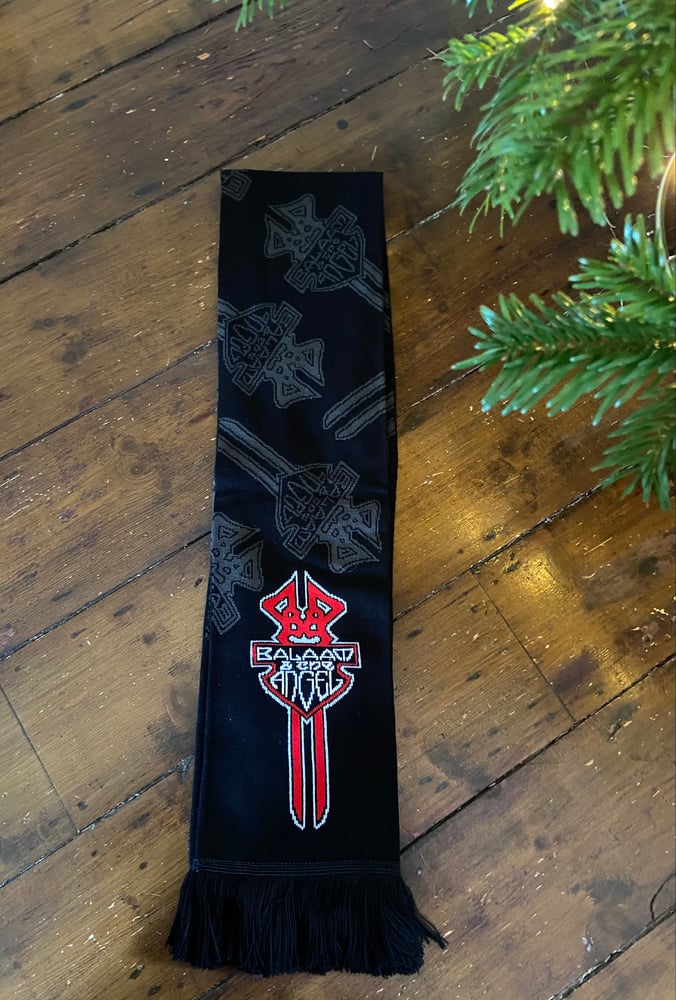 Image of Daggers Design Scarf