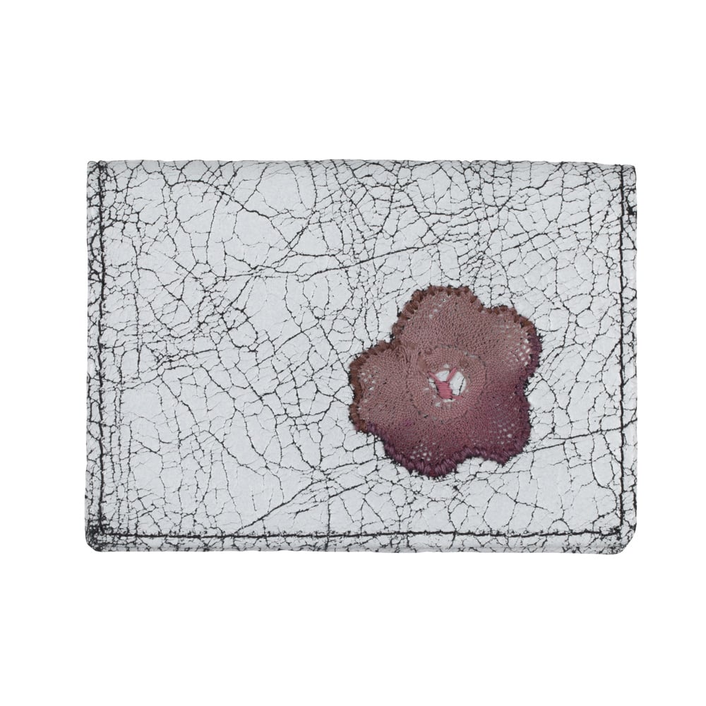 Image of Leather Card Holder With Antique Lace White